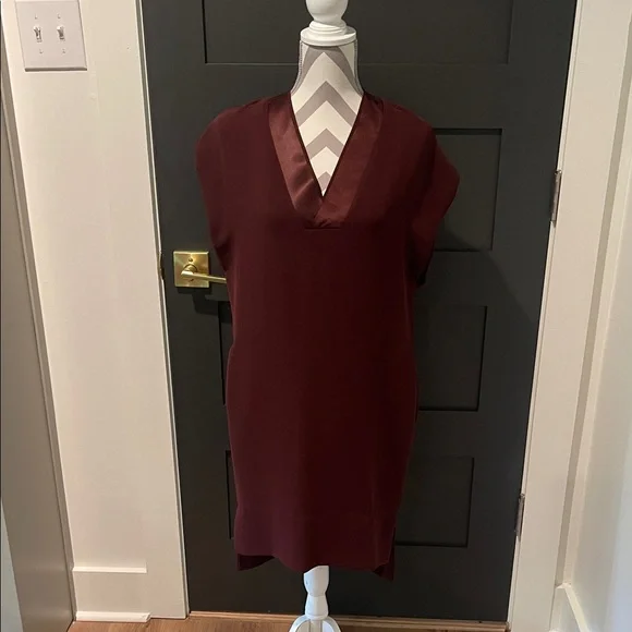 🔥🔥🔥Winter Clearance Price!!!
Vince Burgundy V-Neck Dress - Picture 2 of 9